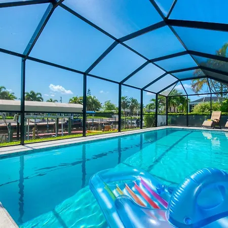 Villa Boaters Dream - 3 Beds 2 Baths - 8 Guests - Gulf Access & Pool/Spa - Incl.10% Off Boat Rental